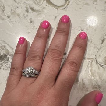 Elly Nails Spa - Build gel nails - Nail Salons Near Me - Tacoma, Washington