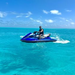 Carey's Jet Skis - Jet ski