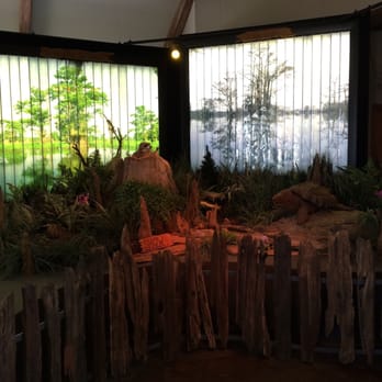 Atchafalaya Welcome Center - Rest Stops Near Me - Breaux Bridge, Louisiana