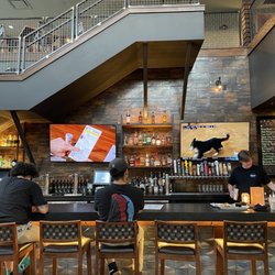 BRU Burger Bar-Westerville - Nice bar area