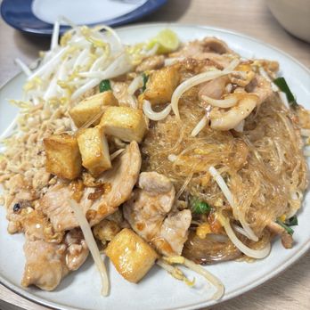 Silom Thai Cuisine - Thai Near Me - Vancouver, British Columbia Silom Thai Cuisine - Thai Near Me - Vancouver, British Columbia