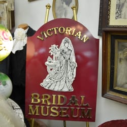 Victorian Bridal Museum - Signage