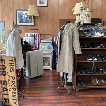 Anne Mary's Place - Shoes and more. 10/06/21 - Thrift Stores Near Me - New York, New York Anne Mary's Place - Shoes and more. 10/06/21 - Thrift Stores Near Me - New York, New York