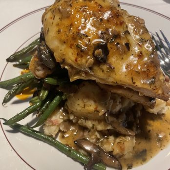 Char Restaurant - Chicken with green beans an mashed potatoes - Steakhouses Near Me - Nashville, Tennessee Char Restaurant - Chicken with green beans an mashed potatoes - Steakhouses Near Me - Nashville, Tennessee