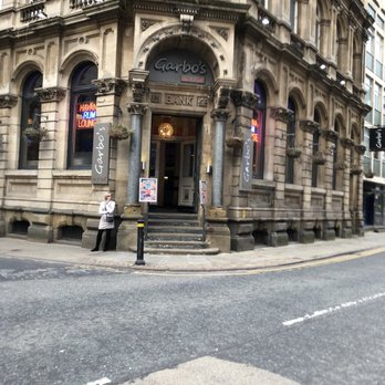 Garbo's Bar & Grill - Bars Near Me - Hull, KHL