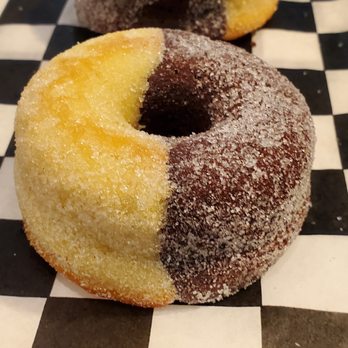 Jammin’ Community Café - donuts on a checkered tray - Cafes Near Me - Princeton, New Jersey Jammin’ Community Café - donuts on a checkered tray - Cafes Near Me - Princeton, New Jersey