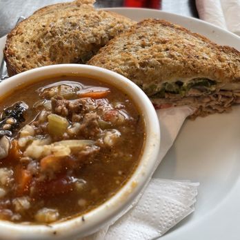 Frenchway Cafe - The Beef Brie-Yère - French Near Me - Winnipeg, Manitoba Frenchway Cafe - The Beef Brie-Yère - French Near Me - Winnipeg, Manitoba