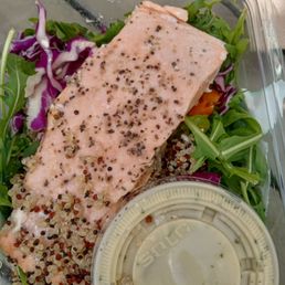Today's salad w (1) Dressing They don't sell extra dressing $_$$$ sell extra dressing???$___