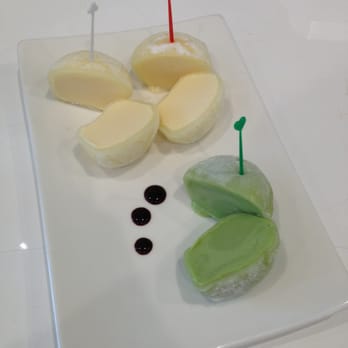 Rice Blvd - Vanilla Mochi and Green Tea Mochi - Sushi Bars Near Me - Toledo, Ohio
