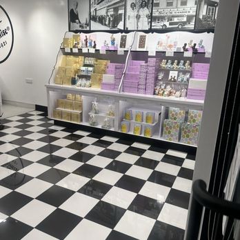 See's Candies - Candy Stores Near Me - Saratoga, California