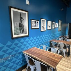 Bad Ass Coffee of Hawaii - Interior seating