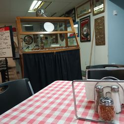 Uptown Pizza - Salad bar