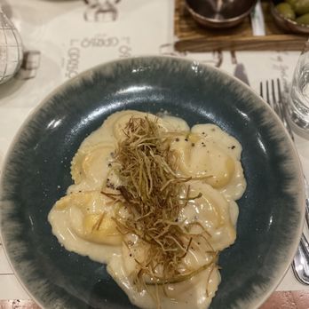 CiPasso - Cacio e Pepe ravioli - Wine Bars Near Me - Rome, RM