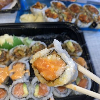 KaMe Sushi - Spicy Salmon Roll - Sushi Bars Near Me - Lodi, New Jersey KaMe Sushi - Spicy Salmon Roll - Sushi Bars Near Me - Lodi, New Jersey