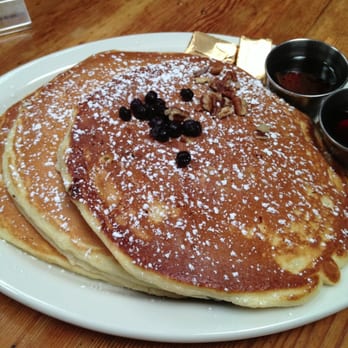 Gravy - Blueberry pecan pancakes - American Near Me - Portland, Oregon