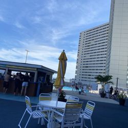 Golden Sands Club - Yoo-hoo beach