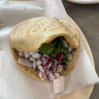 El Taco Encebollado - Gordita de Asada - Mexican Near Me - Chicago, Illinois