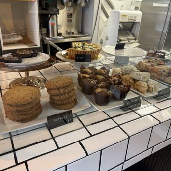 Hillside Hearth Bakery - Bakeries Near Me - Grosse Pointe Woods, Michigan