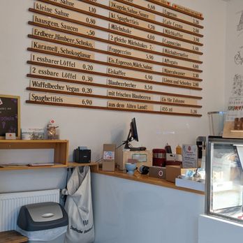 Frau Meis Eisladen - Menu displayed on the wall - Ice Cream & Frozen Yogurt Near Me - Hamburg, HH Frau Meis Eisladen - Menu displayed on the wall - Ice Cream & Frozen Yogurt Near Me - Hamburg, HH