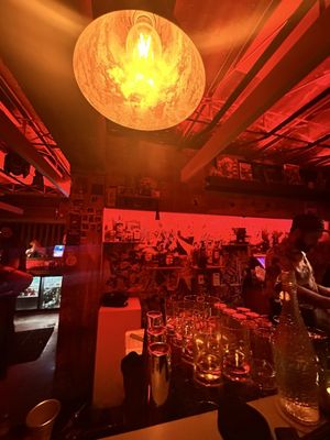 Bar Kaiju by null
