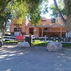 Boonies Restaurant & Saloon