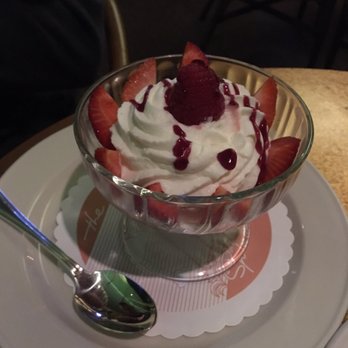 The Spinnaker - Berry trifle - Breakfast & Brunch Near Me - Sausalito, California