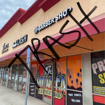 Royal CA Barbershop - Barbers Near Me - Upland, California Royal CA Barbershop - Barbers Near Me - Upland, California