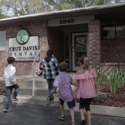 Cruz Davis Family and Cosmetic Dentistry - Children love us...and we love the kids!
