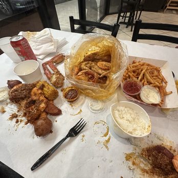 Boil Daddy - Boatswain's Catch Combo - Cajun/Creole Near Me - Stanton, California