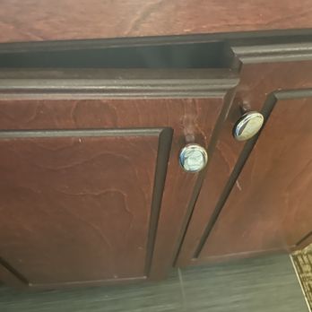 Comfort Inn & Suites - Broken cabinets - Hotels Near Me - Morganton, North Carolina