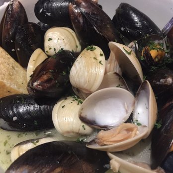 Italian Cucina - mussels and clams - Italian Near Me - Lakeside, California Italian Cucina - mussels and clams - Italian Near Me - Lakeside, California