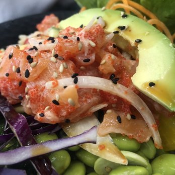 Hakari Sushi - Salmon Poke - Japanese Near Me - Laval, Quebec
