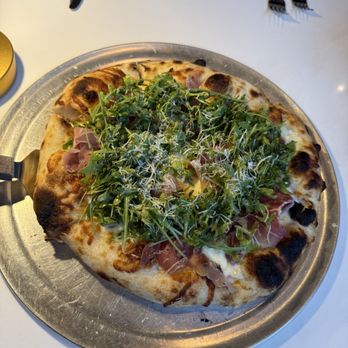 19Seventy at the Ovalo - Italian Near Me - Arcadia, California