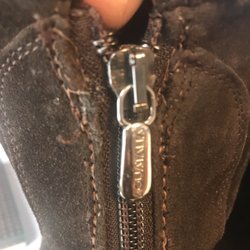 Eckstein Shoe Store - Super sloppy at top