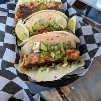 Lee's Landing Dock Bar - Fish tacos - Seafood Near Me - Port Deposit, Maryland