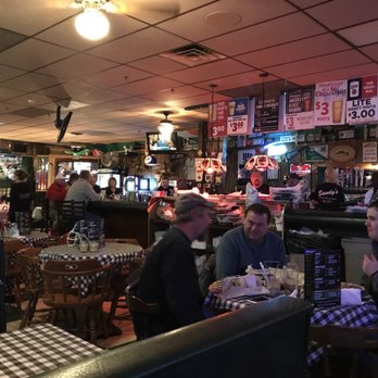 Sandy's Beef & Ale - It got packed soon after - Sandwiches Near Me - Langhorne, Pennsylvania