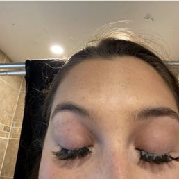 Horrible eyelash extension experience. Horrible eyelash extension experience.