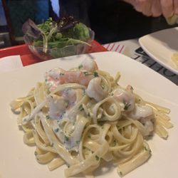 El Italiano - Fettuccine Alfredo with shrimp