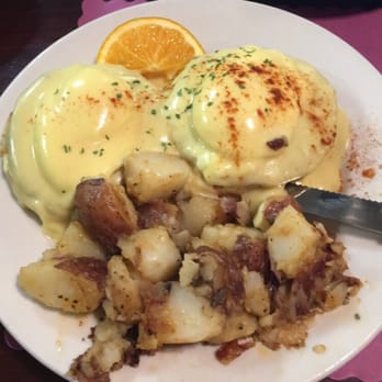 Memo's Restaurant & Catering - Eggs Benedict w/ sausage & home fries! - Coffee & Tea Near Me - West Springfield, Massachusetts Memo's Restaurant & Catering - Eggs Benedict w/ sausage & home fries! - Coffee & Tea Near Me - West Springfield, Massachusetts