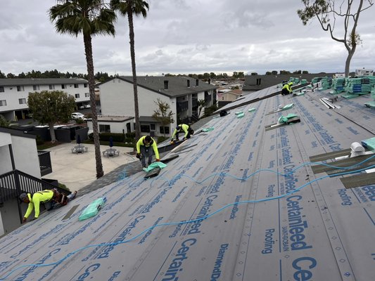 J&P Roofing Tile Boneyard Logo