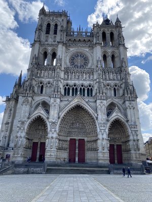 Cathédrale Notre-Dame d'Amiens by null