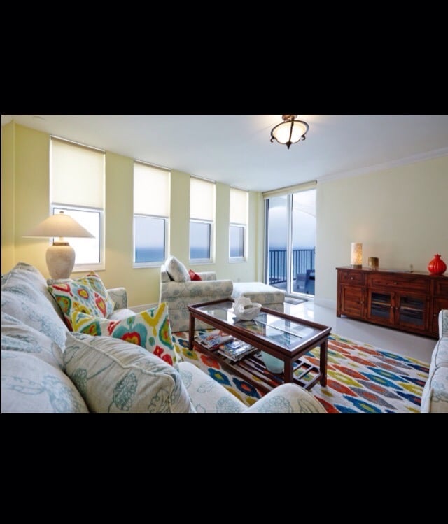 CARRIAGE HOUSE CONDOMINIUMS Updated August 2024 14 Photos 5401