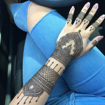Maaz Henna Creations - Henna Artists Near Me