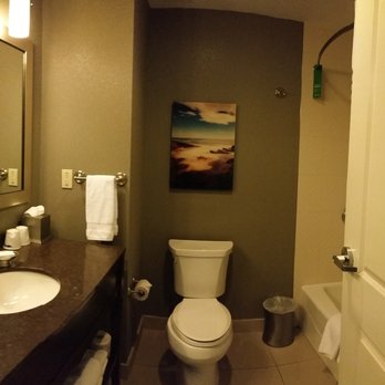 Hampton Inn by Hilton Halifax Downtown - Bathroom in Our Room at Hampton Halifax-Downtown - Hotels Near Me - Halifax, Nova Scotia Hampton Inn by Hilton Halifax Downtown - Bathroom in Our Room at Hampton Halifax-Downtown - Hotels Near Me - Halifax, Nova Scotia