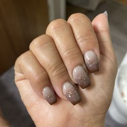 City Nails