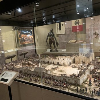 Briscoe Western Art Museum - Diorama of the battle at The Alamo - Art Museums Near Me - San Antonio, Texas