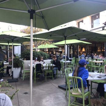 True Food Kitchen - Outdoor... Indoor... take your pick! - Vegetarian Near Me - Pasadena, California True Food Kitchen - Outdoor... Indoor... take your pick! - Vegetarian Near Me - Pasadena, California