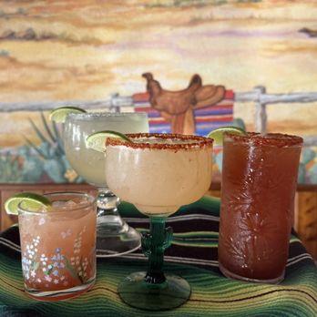 Los Garcia's - Margarita, Paloma, Guava-Lajara, Michelada - Mexican Near Me - Kailua, Hawaii Los Garcia's - Margarita, Paloma, Guava-Lajara, Michelada - Mexican Near Me - Kailua, Hawaii