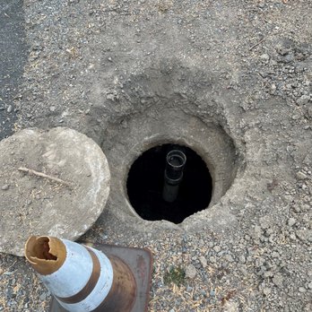 Sbragia Septic Service - Original Concrete Access Cover - Plumbing Near Me - Santa Rosa, California Sbragia Septic Service - Original Concrete Access Cover - Plumbing Near Me - Santa Rosa, California