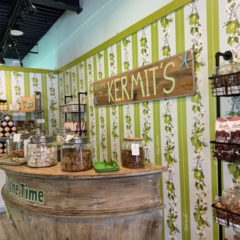 Kermit's Key West Key Lime Shoppe - Desserts Near Me - Key West, Florida